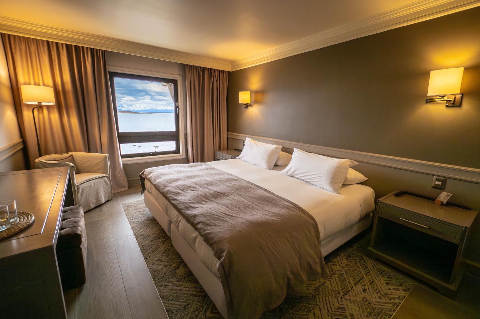 Hotel Costaustralis Puerto Natales Buitenkant foto